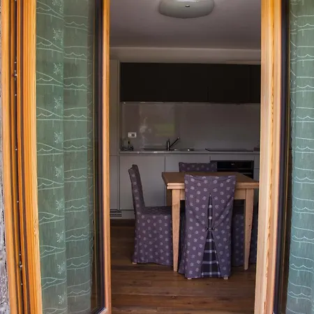 Maison Carrel Elegant 7 *